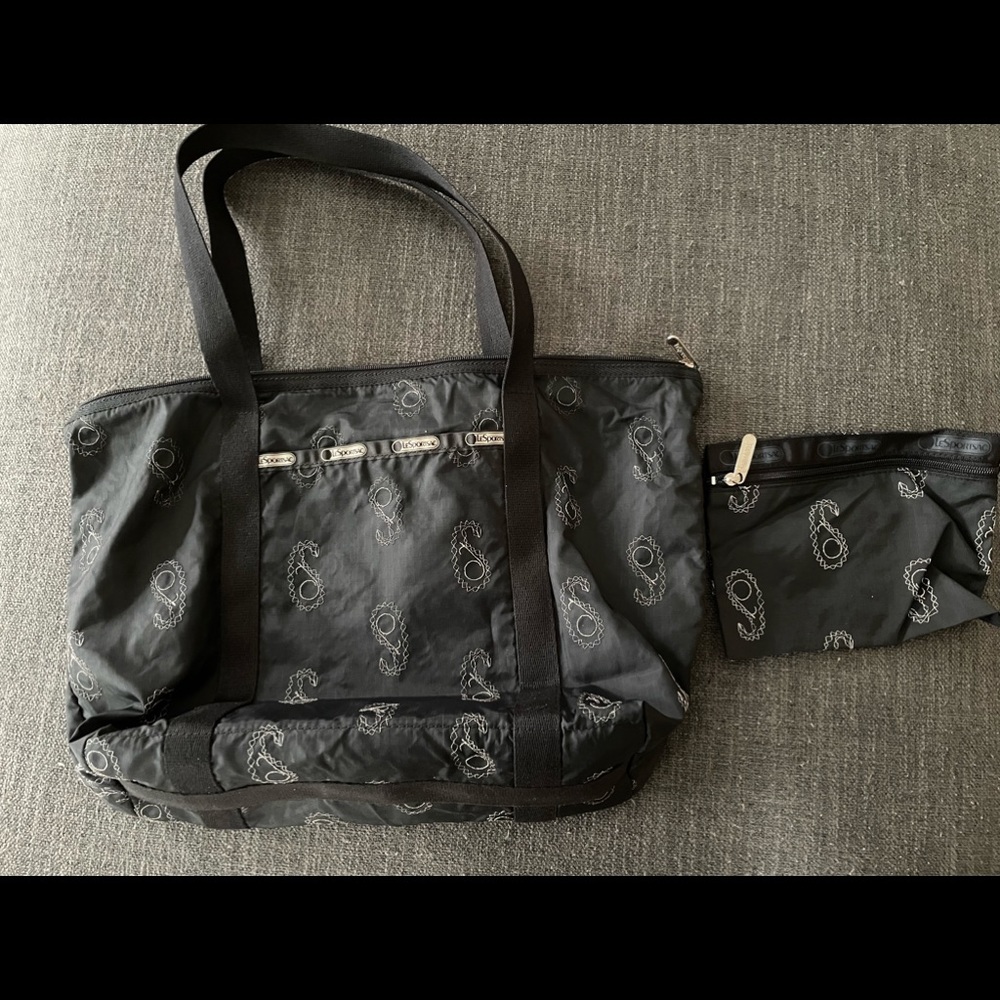 Sports Sac nylon tote with cosmetic pouch